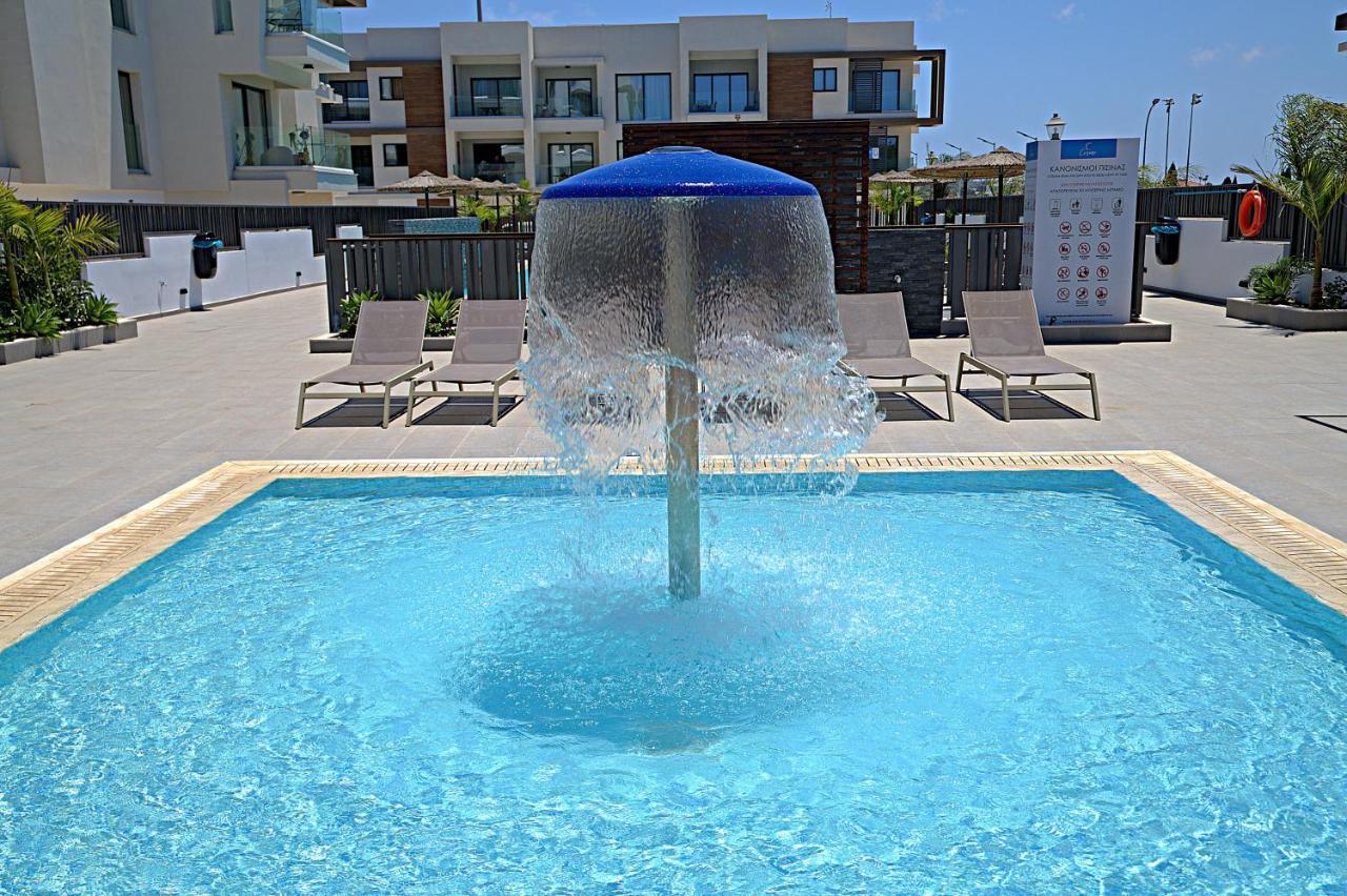 Golden Tree Apartment Paralimni Exteriér fotografie