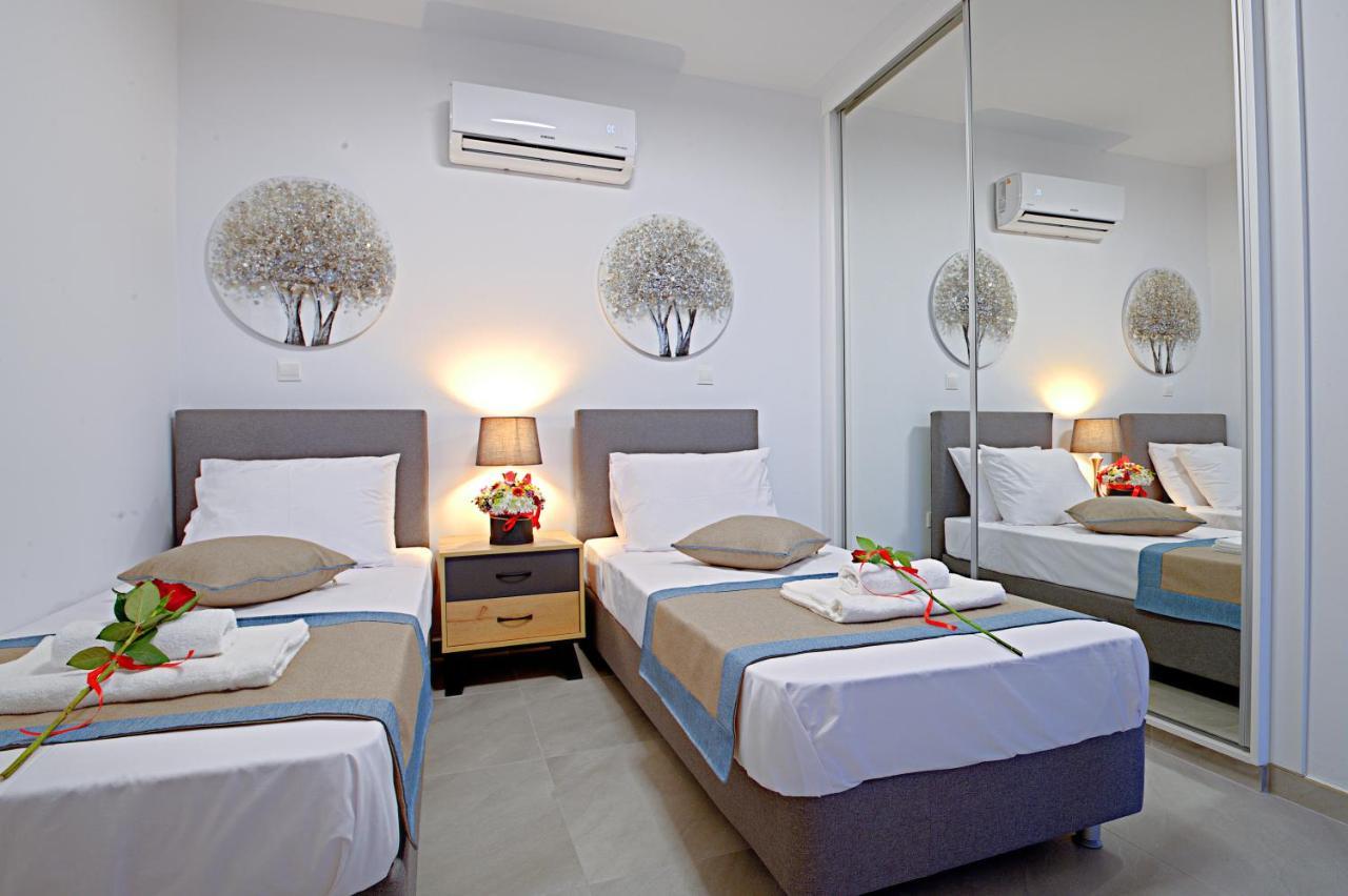 Golden Tree Apartment Paralimni Exteriér fotografie