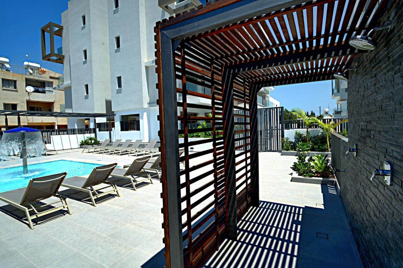 Golden Tree Apartment Paralimni Exteriér fotografie